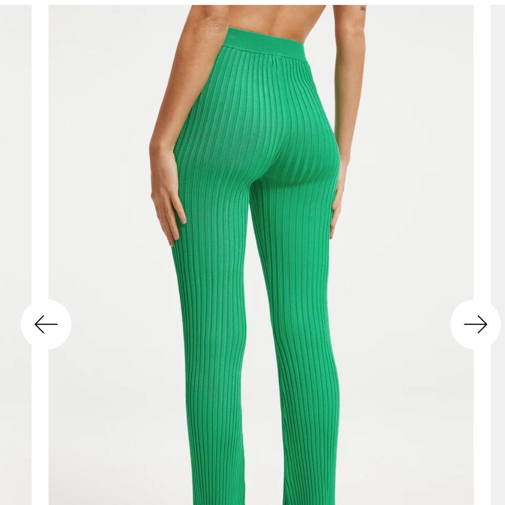 Good American - Ribbed Flare Pant - Size 00/0